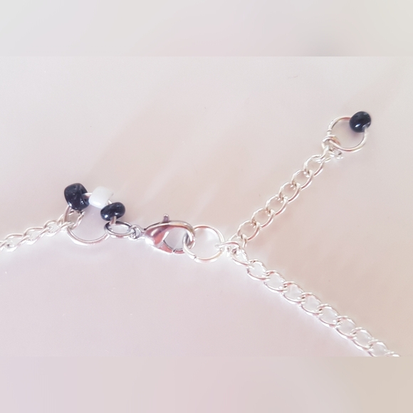 Tortured Heart Necklace Hand Crafted Black and White - Picture 14 of 14